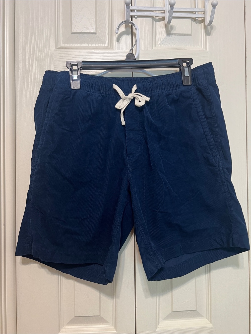 Bonobos Men's Navy Drawstring Casual Shorts. Brand new. Original tag missing.